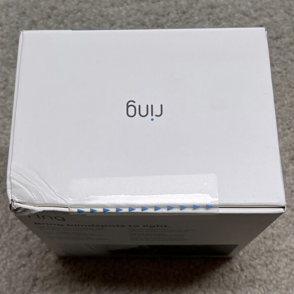 NEW Ring Spotlight Cam Plus Battery White Siren Surveillance Camera Amazon Alexa - Picture 8 of 9